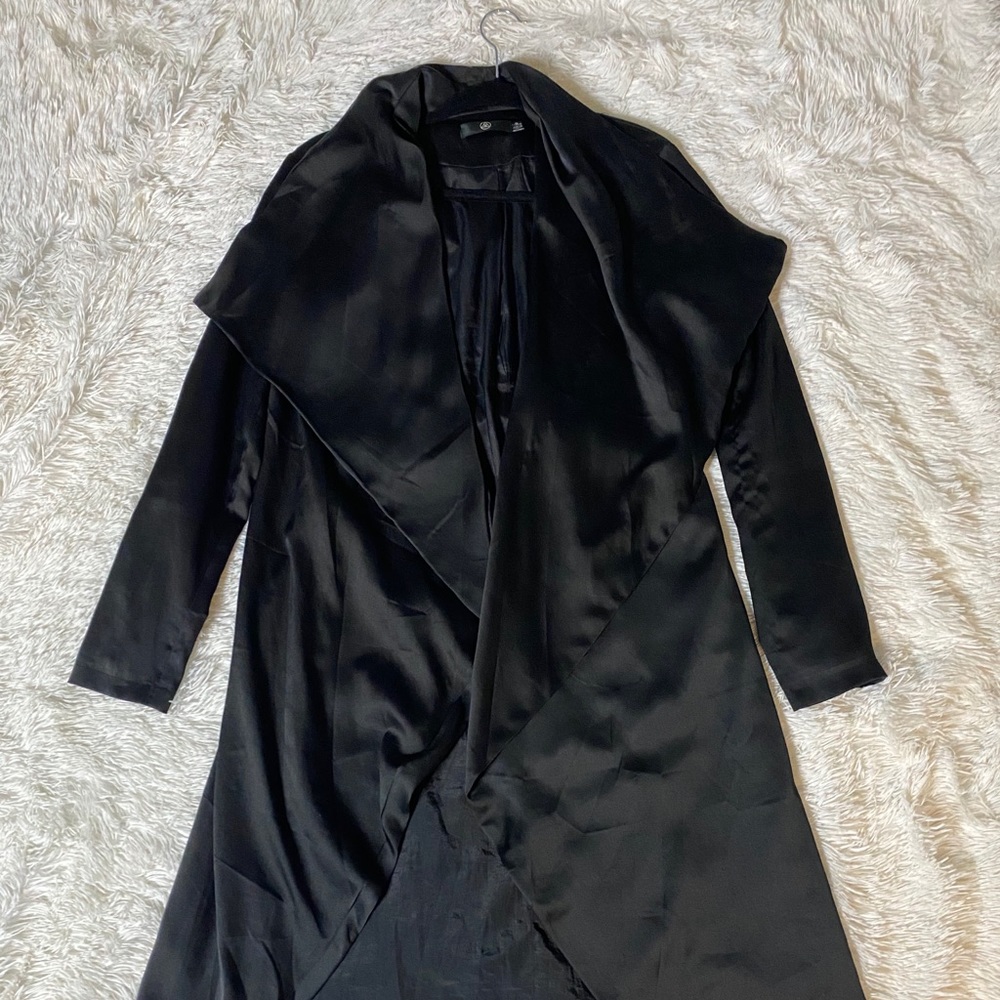 Satin trench coat Missguided